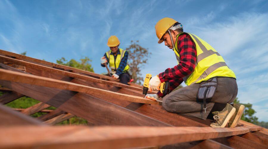 Professional Flat Roofing Installation services in Comstock Park, MI